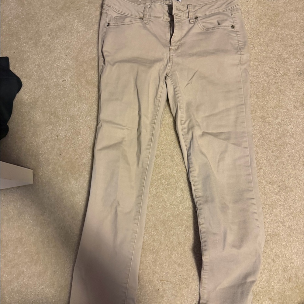Sonoma Light Tan Capri Pants